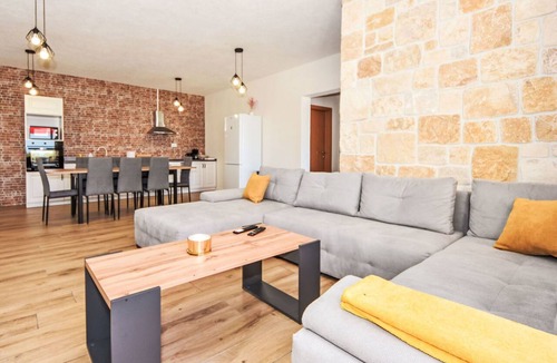 Korlat House | Stunning private villa for 8 people with A/C, WIFI, private pool, TV, terrace and panoramic view