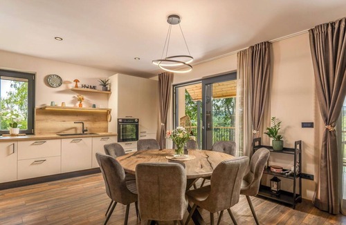 Fuzine Villa | Stunning private villa for 10 guests with WIFI, hot tub, private pool, TV, patio and pets allowed