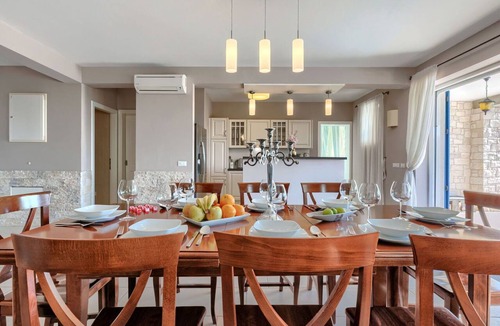 Strpacici Villa | Stunning private villa with private pool, A/C, WIFI, hot tub, TV, terrace and pets allowed