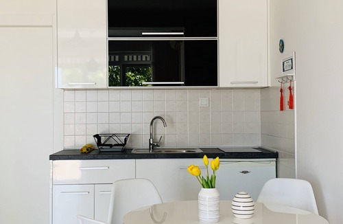 Cavtat Apartment | Stunning sunset apartment by the beach and pools !