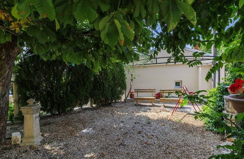 Svetvincenat House | Stunning villa for 4 guests with WIFI, A/C, TV, terrace and pets allowed