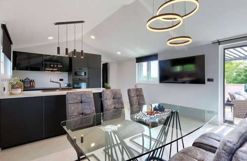 Novaki Motovunski House | Stunning villa for 6 guests with WIFI, private pool, A/C, TV and terrace