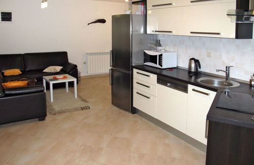Nerezise House | Stunning villa for 8 people with A/C, private pool, WIFI, TV and terrace