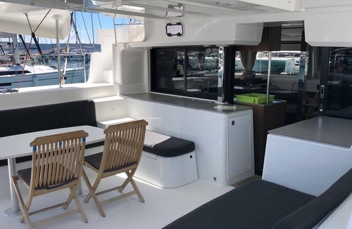 Kastel Gomilica Boat Rental | Sun-Kissed Sailing Adventure in Split, Croatia