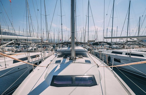 Kastel Gomilica Boat Rental | Sun-Kissed Sailing Adventure in Split, Croatia