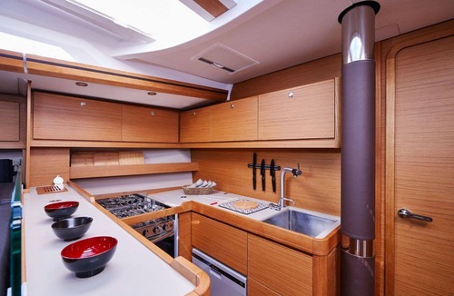 Primosten Boat Rental | Sun-Kissed Sailing Adventure in Sibenik, Croatia