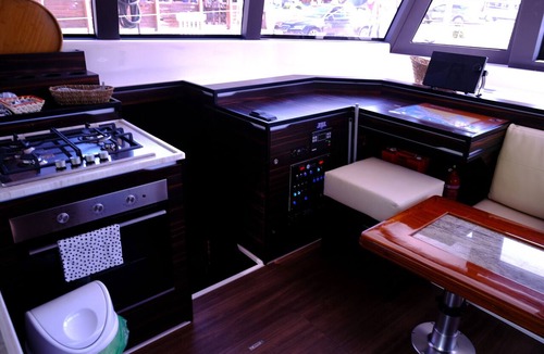 Primosten Boat Rental | Sun-Kissed Sailing Adventure in Sibenik, Croatia