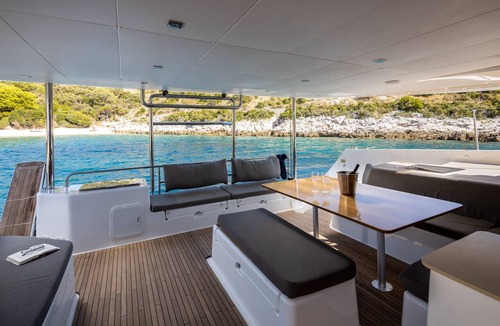 Primosten Boat Rental | Sun-Kissed Sailing Adventure in Sibenik, Croatia