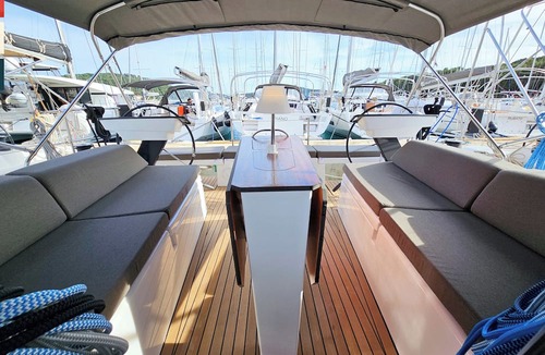 Rogoznica Boat Rental | Sun-Kissed Sailing Adventure in Sibenik, Croatia