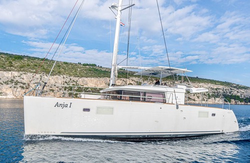 Rogoznica Boat Rental | Sun-Kissed Sailing Adventure in Sibenik, Croatia