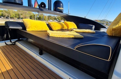 Bilice Boat Rental | Sun-Kissed Sailing Adventure in Sibenik, Croatia