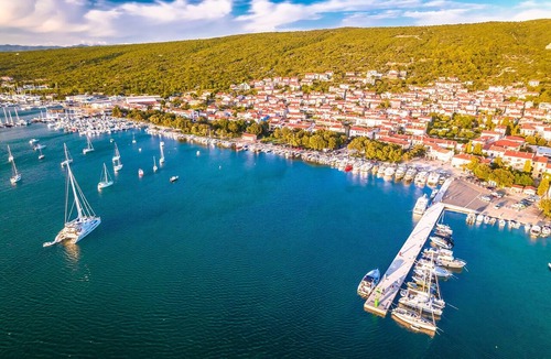Punat Boat Rental | Sun-Kissed Sailing Adventure in Northern Croatia