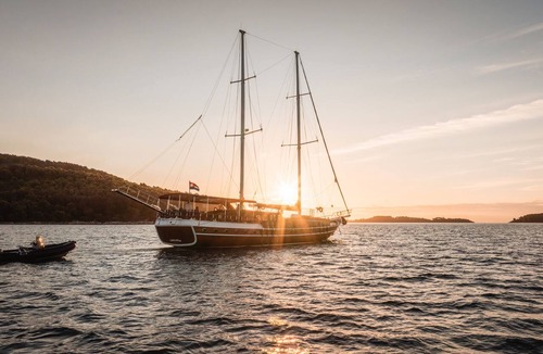 Split Boat Rental | Sun-Kissed Sailing Adventure in Split, Croatia