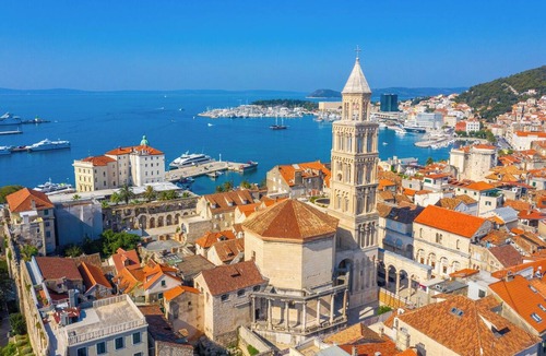 Bacvice Boat Rental | Sun-Kissed Sailing Adventure in Split, Croatia