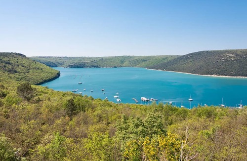 Trget Boat Rental | Sun-Kissed Sailing Adventure in Istria, Croatia