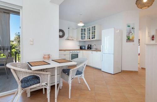 Okrug Gornji Apartment | Sun4Fun by Interhome