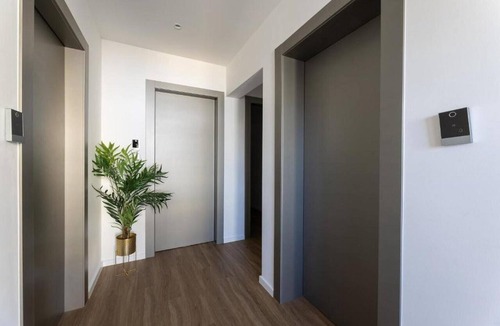Split Apartment | Sunday Rooftop Superior Double with Terrace & Jacuzzi