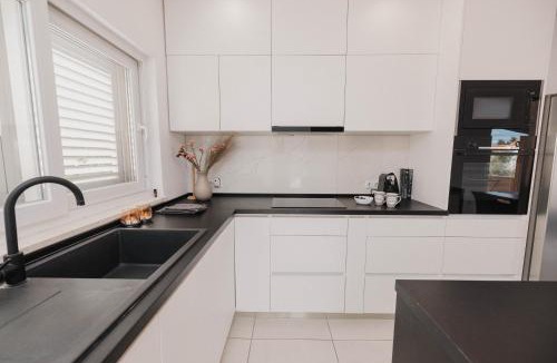 Cove Tri Zala (Zrnovo) Apartment | Sunny Side Up Suite - Korčula