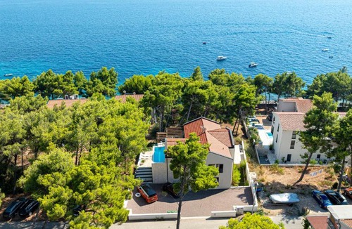 Ivan Dolac Apartment | Sunset Luxury Beach Apartment - Private Pool
