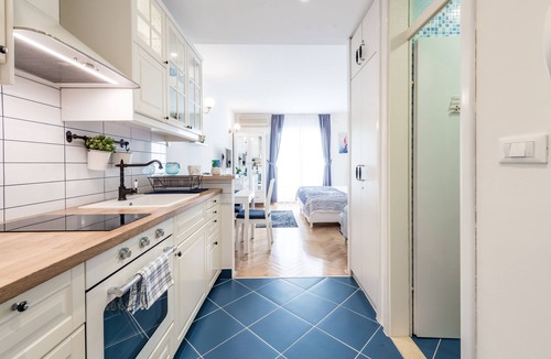 Babin Kuk Apartment | Sweet apartment next to the pebble beach in the center of amazing Dubrovnik
