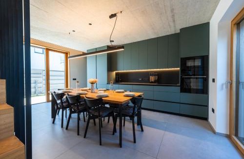 Begunje na Gorenjskem Ski Chalet | The Alpine House Otto
