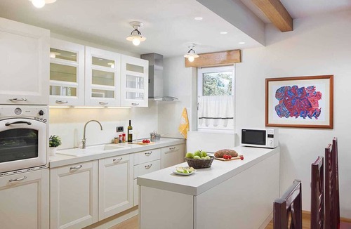 Kapelica Villa | The heritage villa in Labin with private property