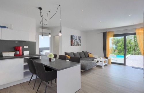 Koromacno House | The modern Villa Riki with private pool is located in the small Istrian village of Koromano.