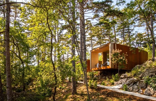 Slap House | Theodosius Glamping Comfort & Hot Tub, Vipava, Slovenia