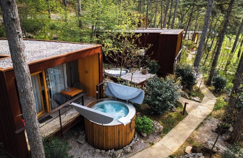 Slap House | Theodosius Glamping Private Sauna & Hot Tub, Vipava, Slovenia