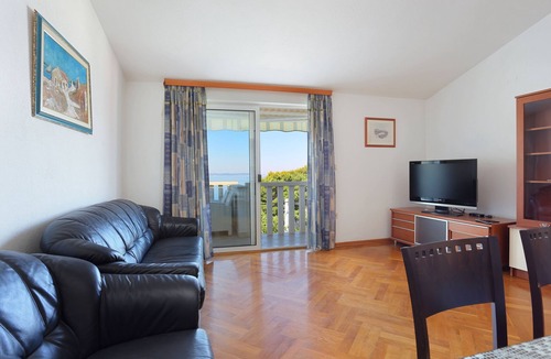 Podstrana Apartment | Three bedroom apartment with terrace and sea view Podstrana, Split (A-4859-a)