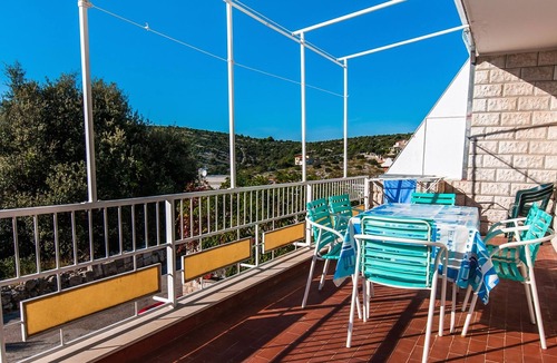 Dvornica Apartment | Three bedroom apartment with terrace and sea view Kanica, Rogoznica (A-1101-a)