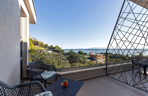 Podgora Apartment | Three bedroom apartment with terrace and sea view Podgora, Makarska (A-11937-a)
