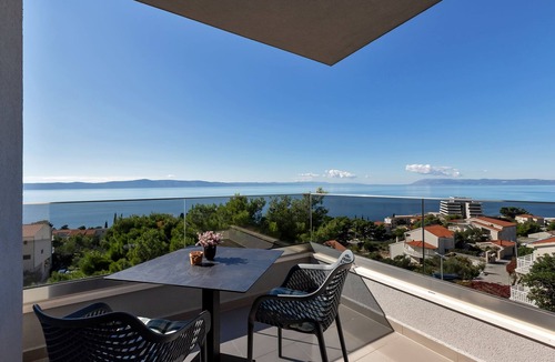 Podgora Apartment | Three bedroom apartment with terrace and sea view Podgora, Makarska (A-11938-a)