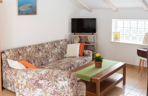 Zrnovo Apartment | Three bedroom apartment near beach Žrnovska Banja, Korčula (A-9705-a)