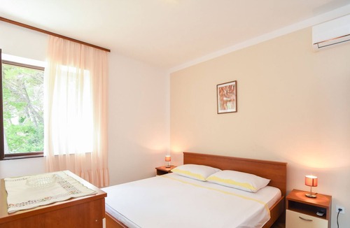Marusici Apartment | Three bedroom apartment with terrace and sea view Marušići, Omiš (A-10009-b)
