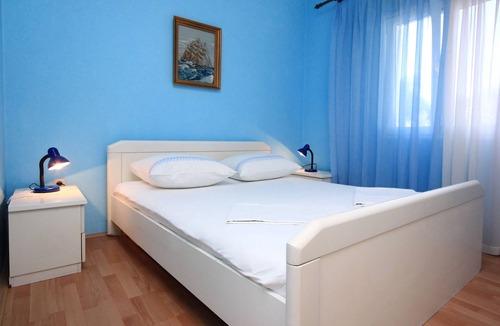 Stankovici Apartment | Three bedroom apartment with terrace Orebić, Pelješac (A-10171-a)
