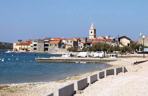 Pirovac Apartment | Three bedroom apartment with terrace Pirovac, Šibenik (A-14637-a)
