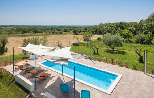 Tar Apartment | Three-Bedroom Apartment In Porec
