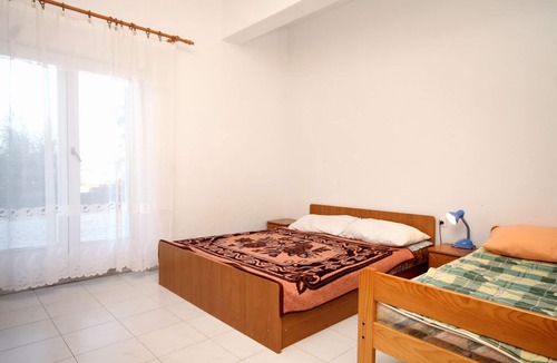 Kraj Apartment | Three bedroom apartment near beach Kraj, Pašman (A-699-a)