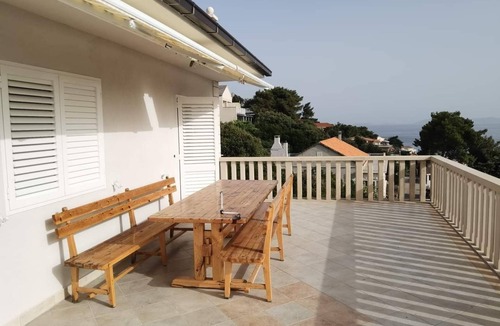 Zavalatica Apartment | Three bedroom apartment with terrace and sea view Zavalatica, Korčula (A-9690-b)