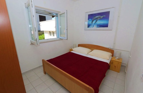 Jakisnica Apartment | Three bedroom apartment with terrace and sea view Jakišnica, Pag (A-6584-a)