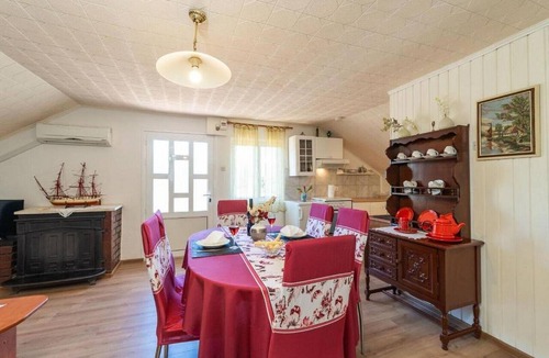 urinici House | Three Bedroom Holiday Home with Pool