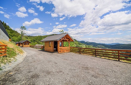 Kamnik Cottage | Tiny Panorama Cottages