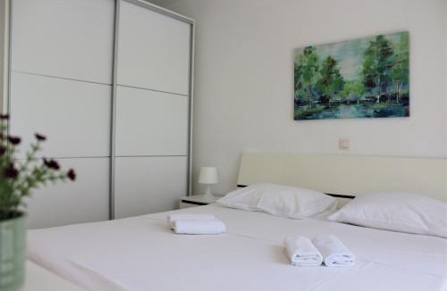 Dugis Apartment | Tomislav