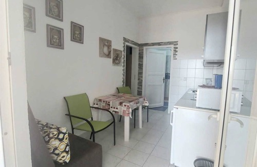 Vir Villa | Top location (by the sea) with sea view, good modern facilities.