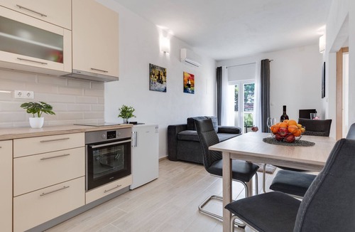 Vir Apartment | Tramonto by Interhome