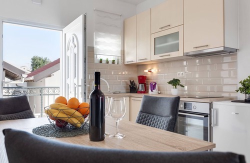 Vir Apartment | Tramonto by Interhome