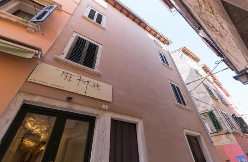 Rovinj Hotel | Tre Porte Rooms & Bar