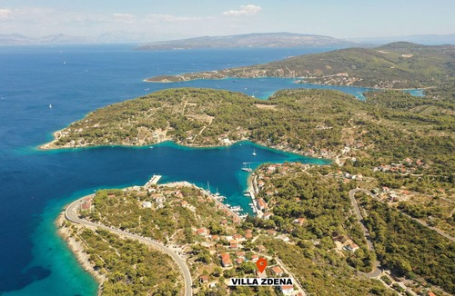 Rogac House | Treehouse Getaway on Šolta Island/35% OFF/Aug 29 - Sep 3