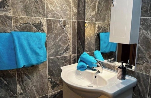 Vodice Hotel | Tremendous 2-bedroom Apartment with AC in tranquil Vodice